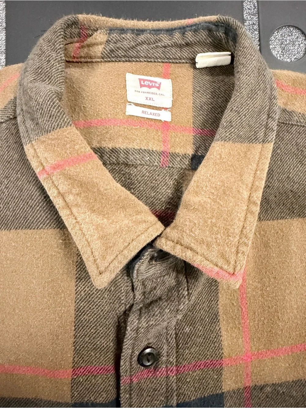 Levi's Relaxed XXL Plaid Flannel Shirt - Camel & Olive with Pink Accent SKU1099